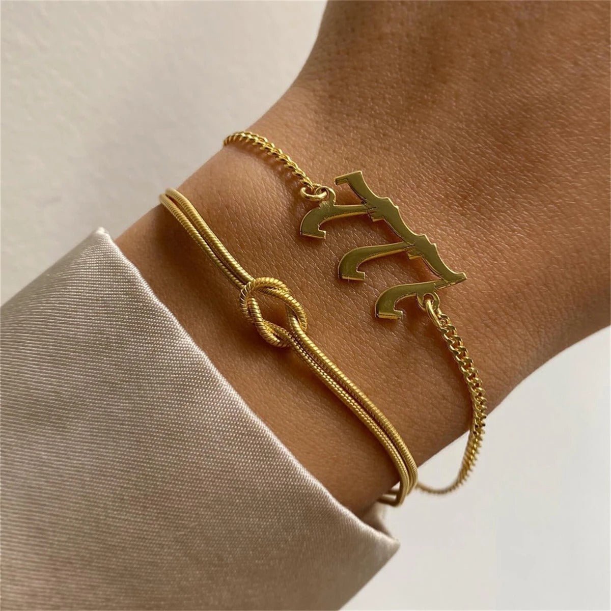 Bestfriends Bond Knot Bracelets - Hidden Forever